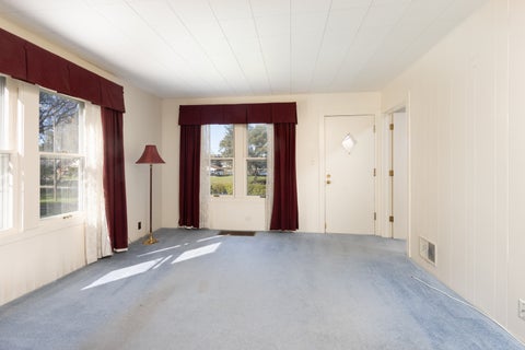 Tiny photo for 2225 Lagoon Drive, Fox River Grove, IL 60021 (MLS # 12788554)