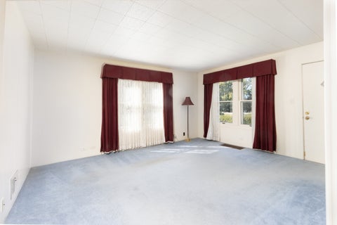 Tiny photo for 2225 Lagoon Drive, Fox River Grove, IL 60021 (MLS # 12788554)