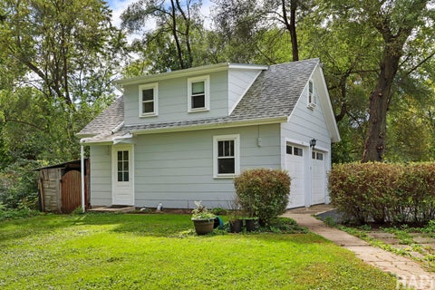 Tiny photo for 2225 Lagoon Drive, Fox River Grove, IL 60021 (MLS # 12788554)