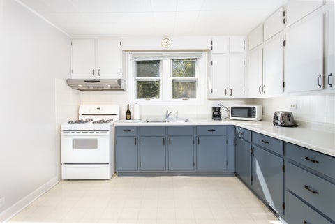 Tiny photo for 2225 Lagoon Drive, Fox River Grove, IL 60021 (MLS # 12788554)