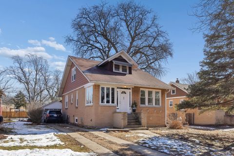 Tiny photo for 427 S Cornell Avenue, Villa Park, IL 60181 (MLS # 12565415)