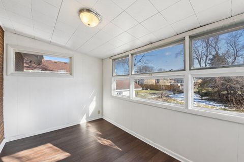 Tiny photo for 427 S Cornell Avenue, Villa Park, IL 60181 (MLS # 12565415)