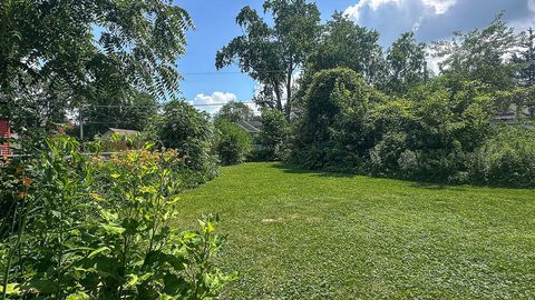 Tiny photo for 427 S Cornell Avenue, Villa Park, IL 60181 (MLS # 12565415)