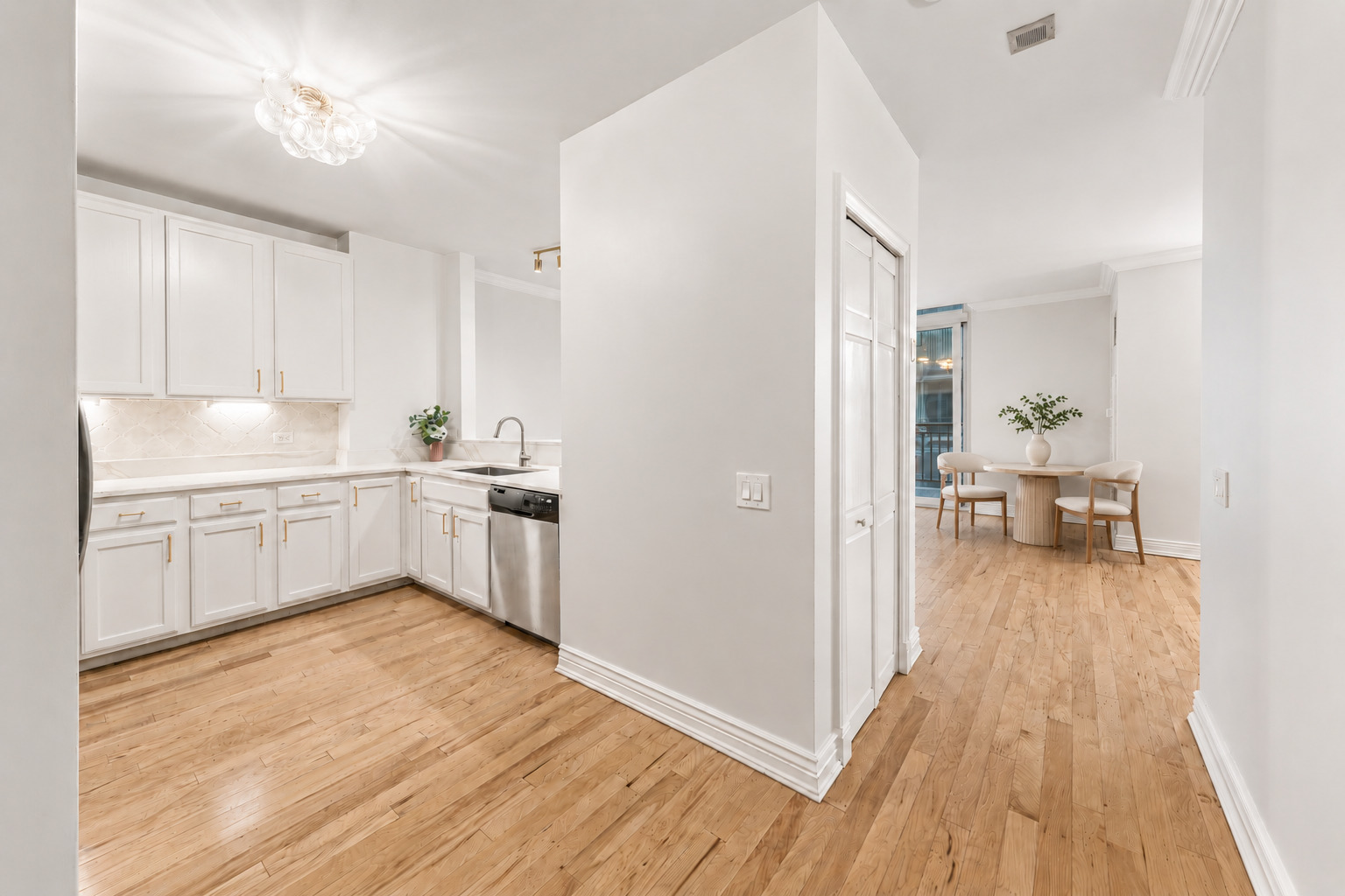 1111 S Wabash Avenue 2501