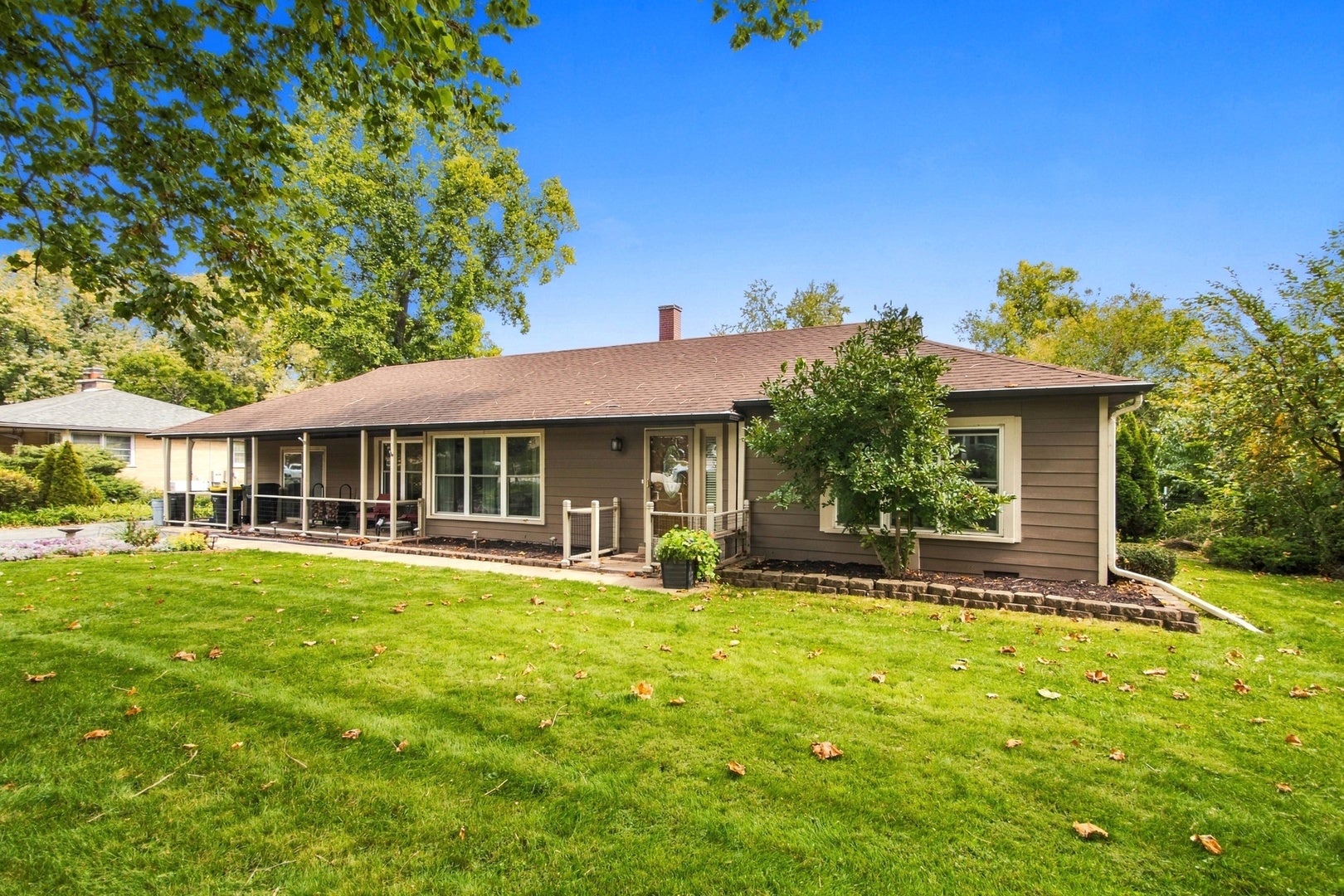 2N061 Virginia Avenue