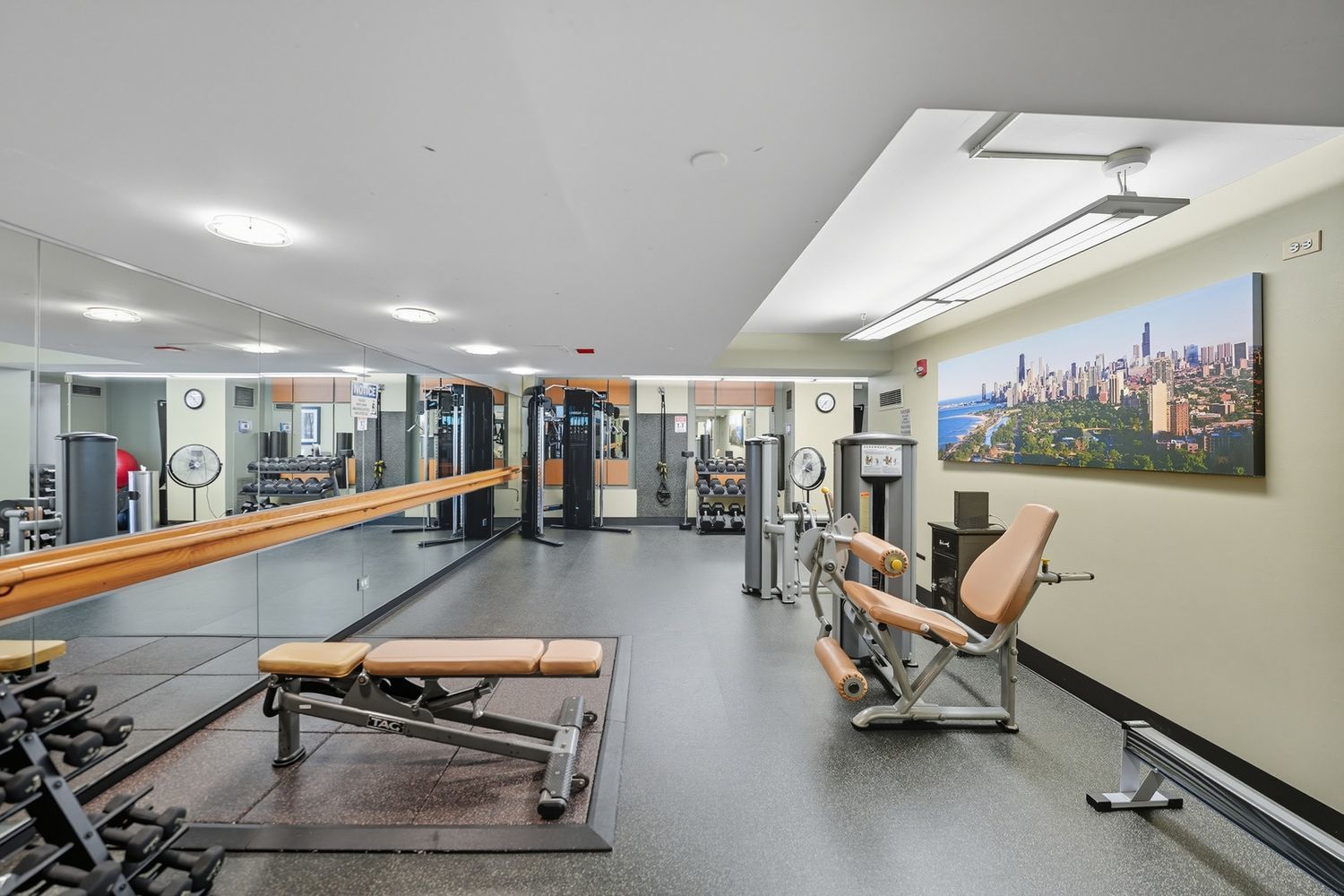 345 N La Salle Drive 2601