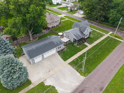 Tiny photo for 101 E 4th Street, El Paso, IL 61738 (MLS # 12681478)