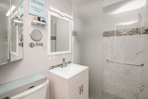 Tiny photo for 3950 N Lake Shore Drive #1811, Chicago, IL 60613 (MLS # 12553039)