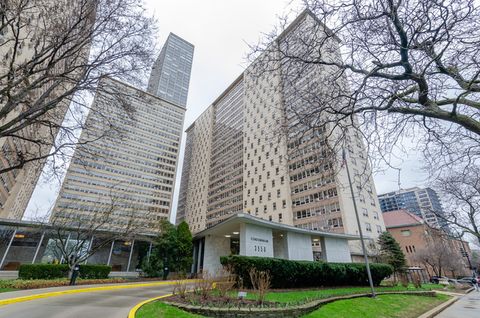 3950 N Lake Shore Drive 1811 Chicago IL 60613