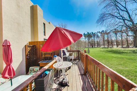 Tiny photo for 1 Maple Tree Court, Elmhurst, IL 60126 (MLS # 12634221)