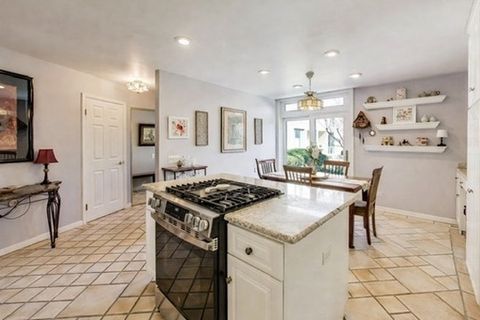 Tiny photo for 1 Maple Tree Court, Elmhurst, IL 60126 (MLS # 12634221)