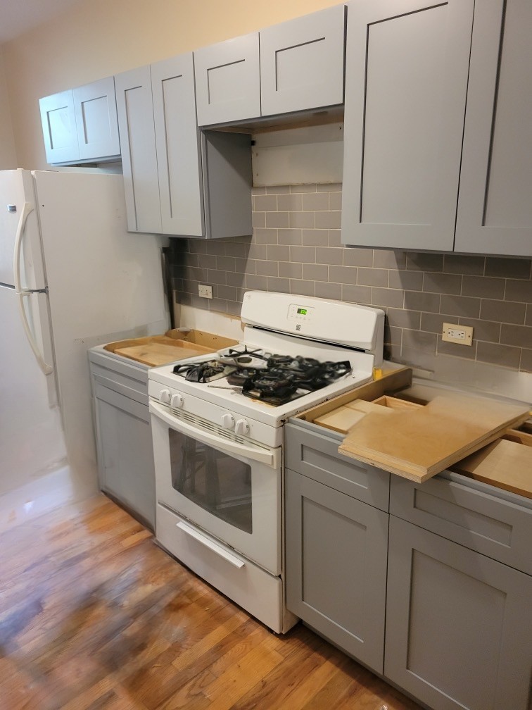 1852 W Thomas Street CH1