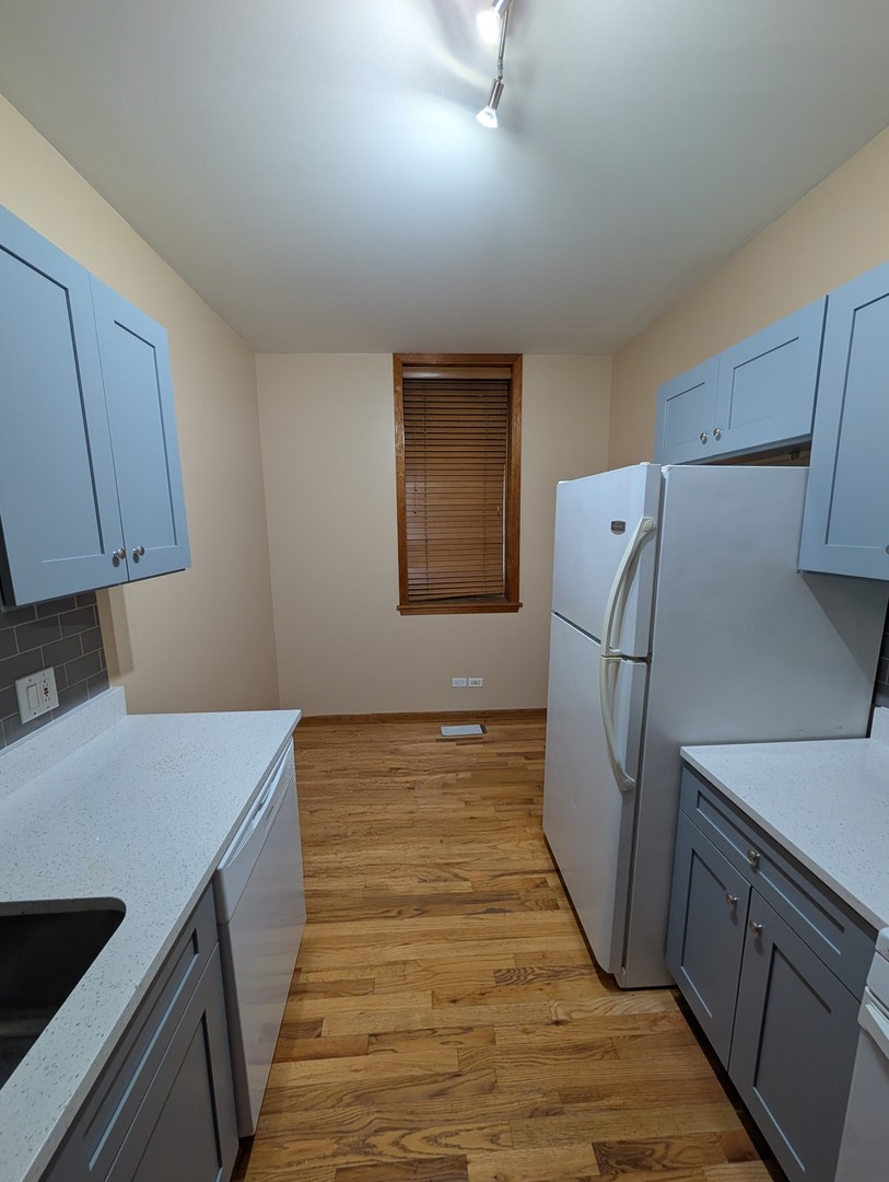 1852 W Thomas Street CH1