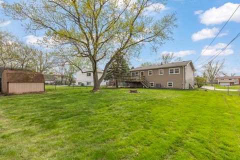 Tiny photo for 2308 Crabtree Avenue, Woodridge, IL 60517 (MLS # 12619401)