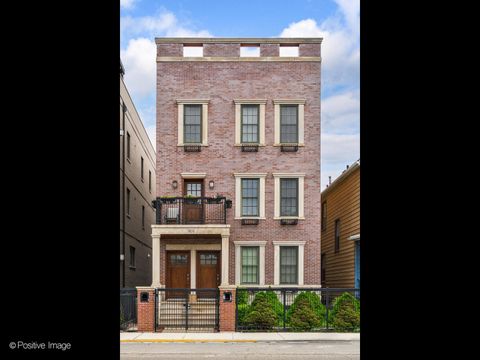 3031 N Clybourn Avenue Chicago IL 60618