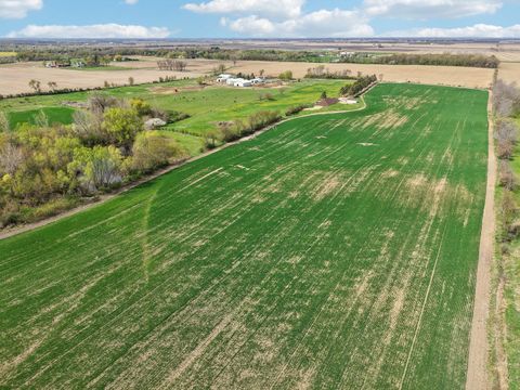 Tiny photo for 1406 Busse Road, Marengo, IL 60152 (MLS # 12558368)