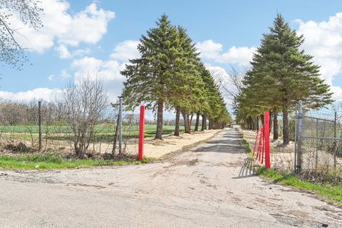 Tiny photo for 1406 Busse Road, Marengo, IL 60152 (MLS # 12558368)