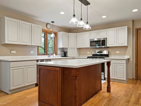Tiny photo for 904 Glen Oak Drive, Sleepy Hollow, IL 60118 (MLS # 12633554)