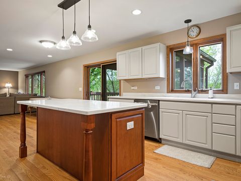 Tiny photo for 904 Glen Oak Drive, Sleepy Hollow, IL 60118 (MLS # 12633554)