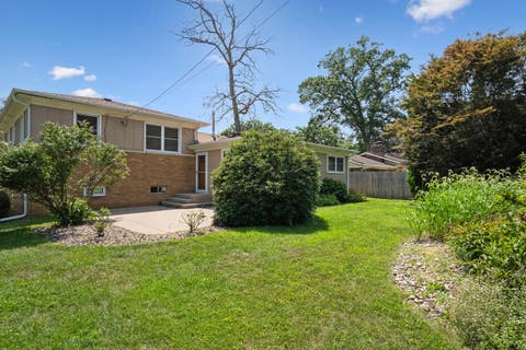 Tiny photo for 2811 30TH Avenue, Rock Island, IL 61201 (MLS # 12696210)