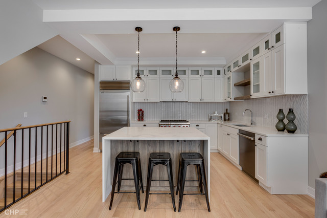 1350 N Claremont Avenue 1