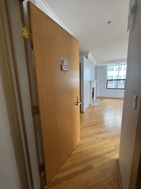 Photo of 910 S Michigan Avenue #1615, Chicago, IL 60605 (MLS # 12792767)