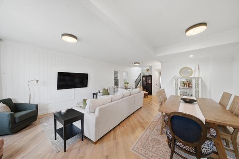 Tiny photo for 2854 N Francisco Avenue, Chicago, IL 60618 (MLS # 12599333)