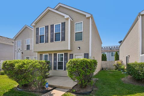 Tiny photo for 807 Serendipity Drive #6164, Aurora, IL 60504 (MLS # 12704563)
