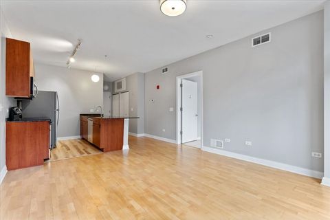 Tiny photo for 565 W Quincy Street #1202, Chicago, IL 60661 (MLS # 12512894)