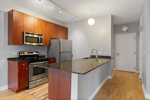 Tiny photo for 565 W Quincy Street #1202, Chicago, IL 60661 (MLS # 12512894)