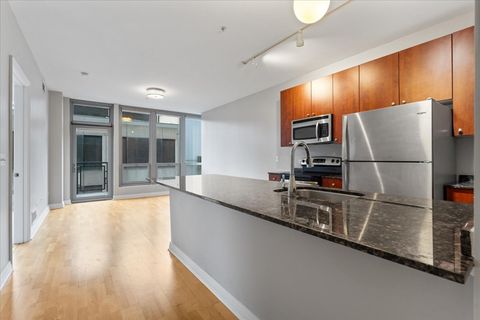 Tiny photo for 565 W Quincy Street #1202, Chicago, IL 60661 (MLS # 12512894)
