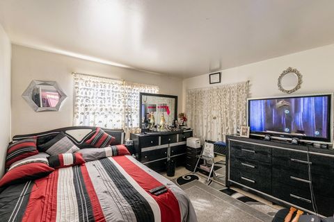 Tiny photo for 1617 N 35th Avenue, Melrose Park, IL 60160 (MLS # 12484485)