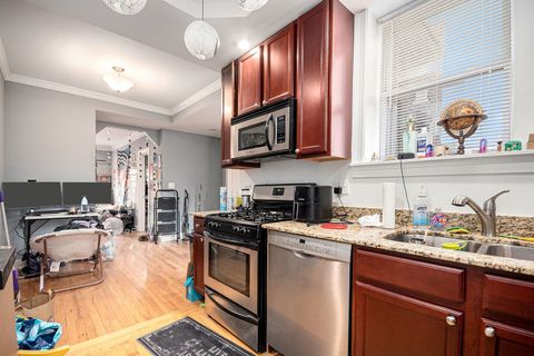 Tiny photo for 2008 W Greenleaf Avenue #3, Chicago, IL 60645 (MLS # 12543075)