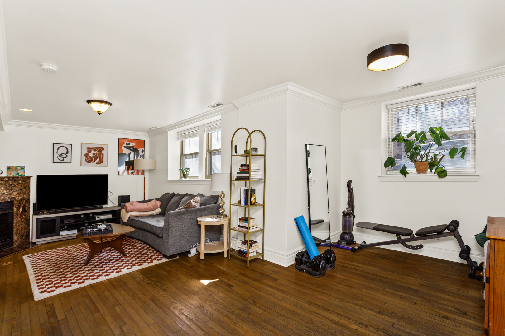 2133 N Kedzie Avenue G