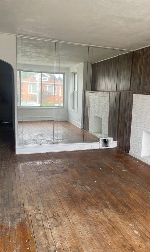 Tiny photo for 7919 S Kenwood Avenue, Chicago, IL 60619 (MLS # 12652188)