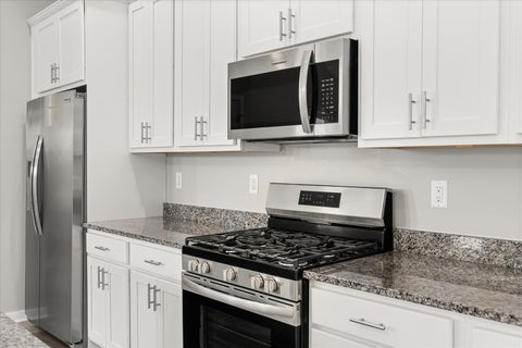 Tiny photo for 3 Dogwood Way, Ottawa, IL 61350 (MLS # 12711562)