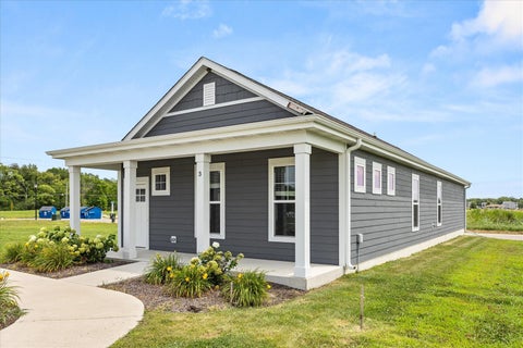 Tiny photo for 3 Dogwood Way, Ottawa, IL 61350 (MLS # 12711562)