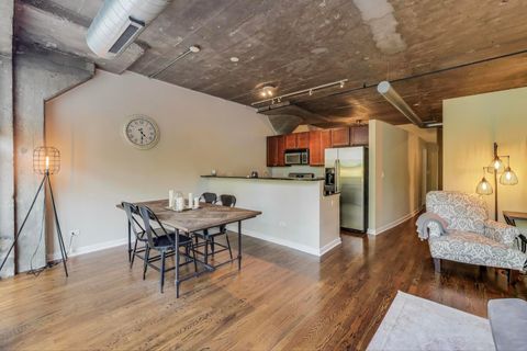 Tiny photo for 1001 W 15TH Street #241, Chicago, IL 60608 (MLS # 12470424)