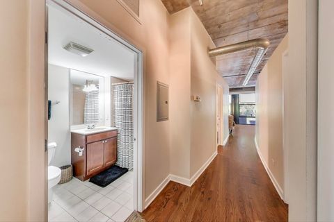 Tiny photo for 1001 W 15TH Street #241, Chicago, IL 60608 (MLS # 12470424)