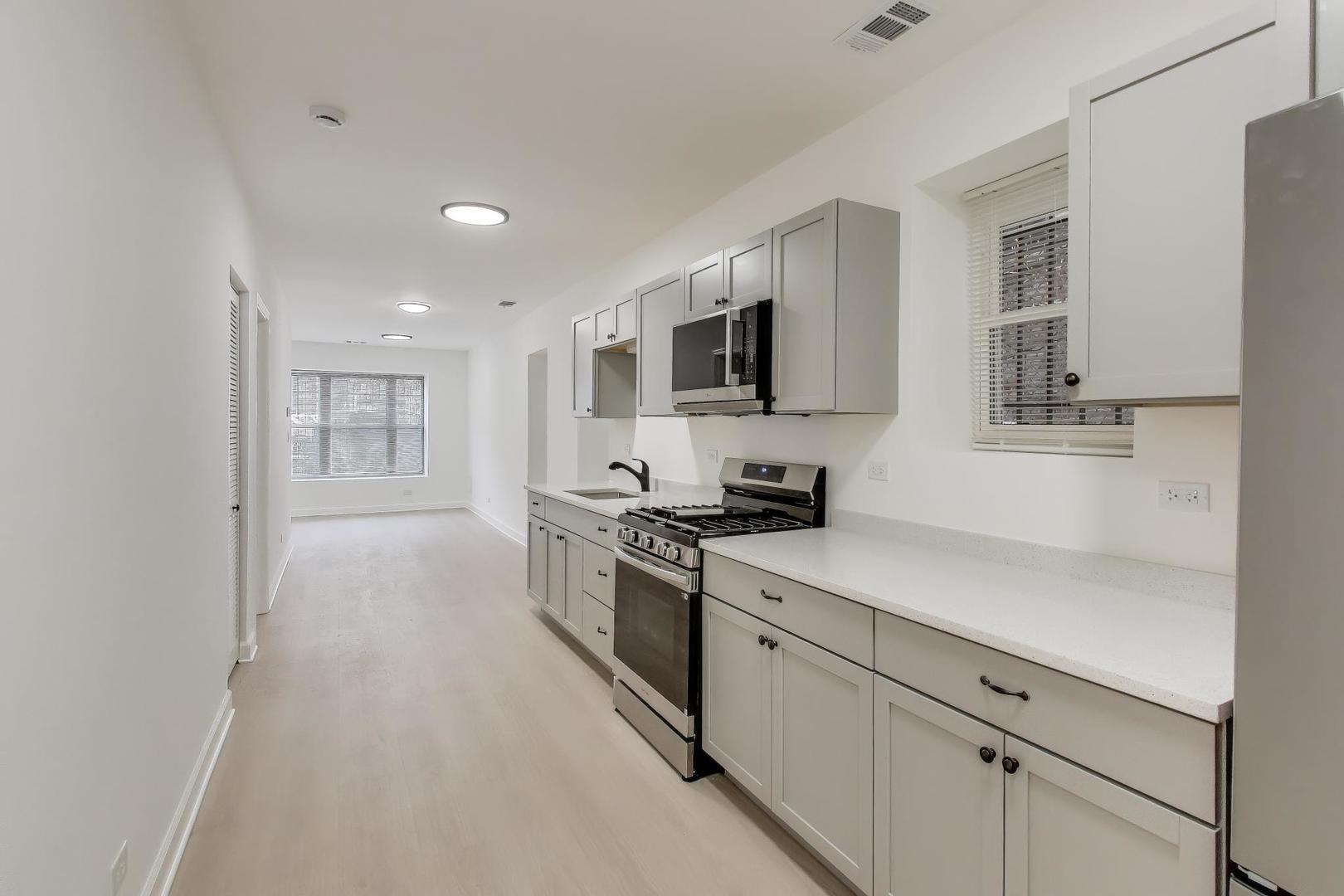 1244 N Wolcott Avenue 1