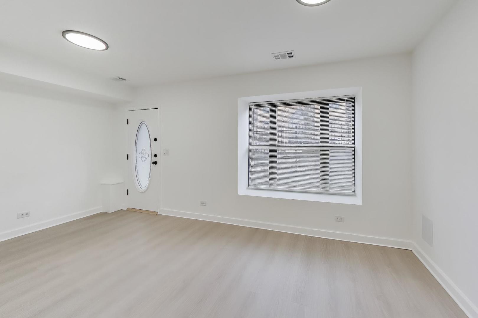 1244 N Wolcott Avenue 1