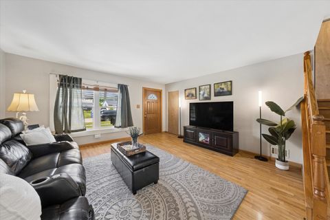 Tiny photo for 4409 Center Avenue, Lyons, IL 60534 (MLS # 12673281)