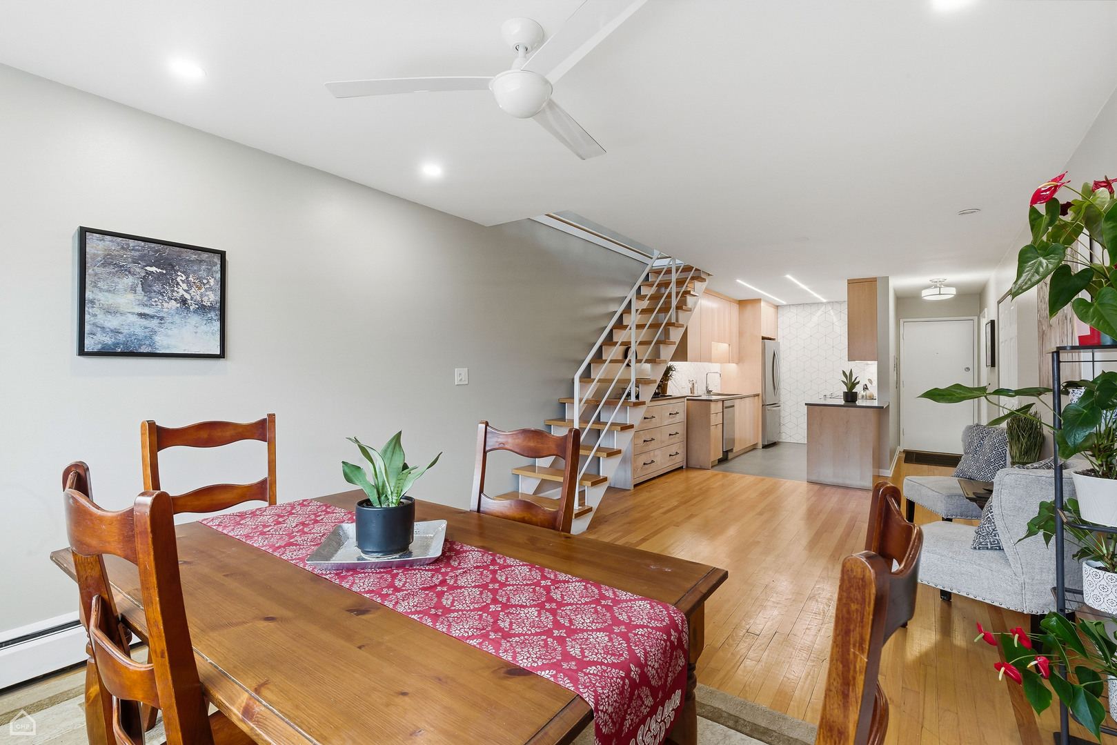 6619 N Sheridan Road 401