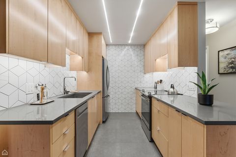 Tiny photo for 6619 N Sheridan Road #401, Chicago, IL 60626 (MLS # 12520831)