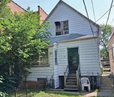 Tiny photo for 7726 S Langley Avenue, Chicago, IL 60619 (MLS # 12527628)