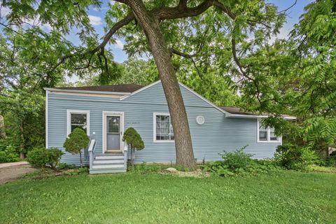 Tiny photo for 43 S Cedar Street, Palatine, IL 60067 (MLS # 12674837)
