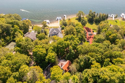 N2218 Bonnie Brae Lake Geneva WI 53147