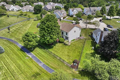 Tiny photo for 10 Hithergreen Court, Algonquin, IL 60102 (MLS # 12695643)