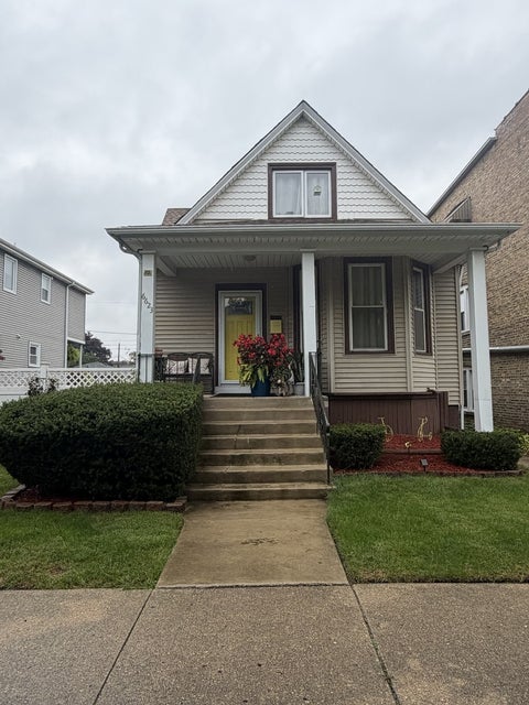 Photo of 6623 31st Street, Berwyn, IL 60402 (MLS # 12773710)