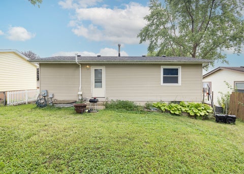 Tiny photo for 2410 W 58th Street, Davenport, IA 52806 (MLS # 12735516)